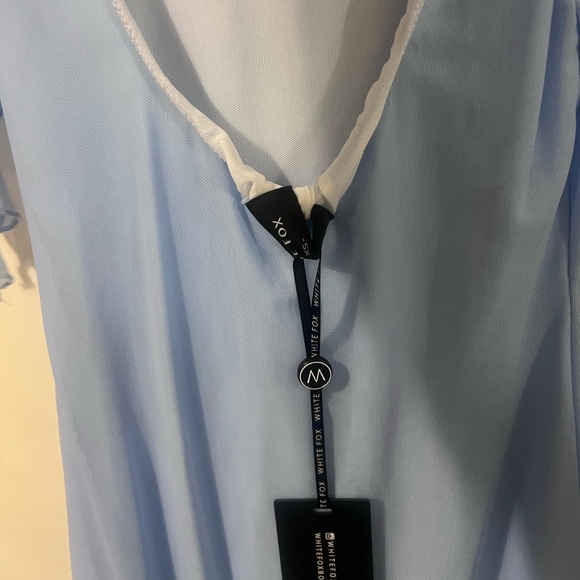 White fox dress - Picture 4 of 5